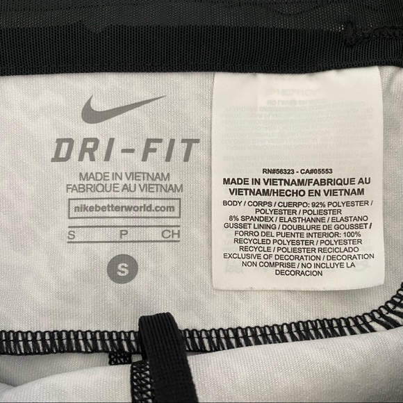 Nike Dri-Fit Black and White Capri Leggings S - Picture 6 of 11